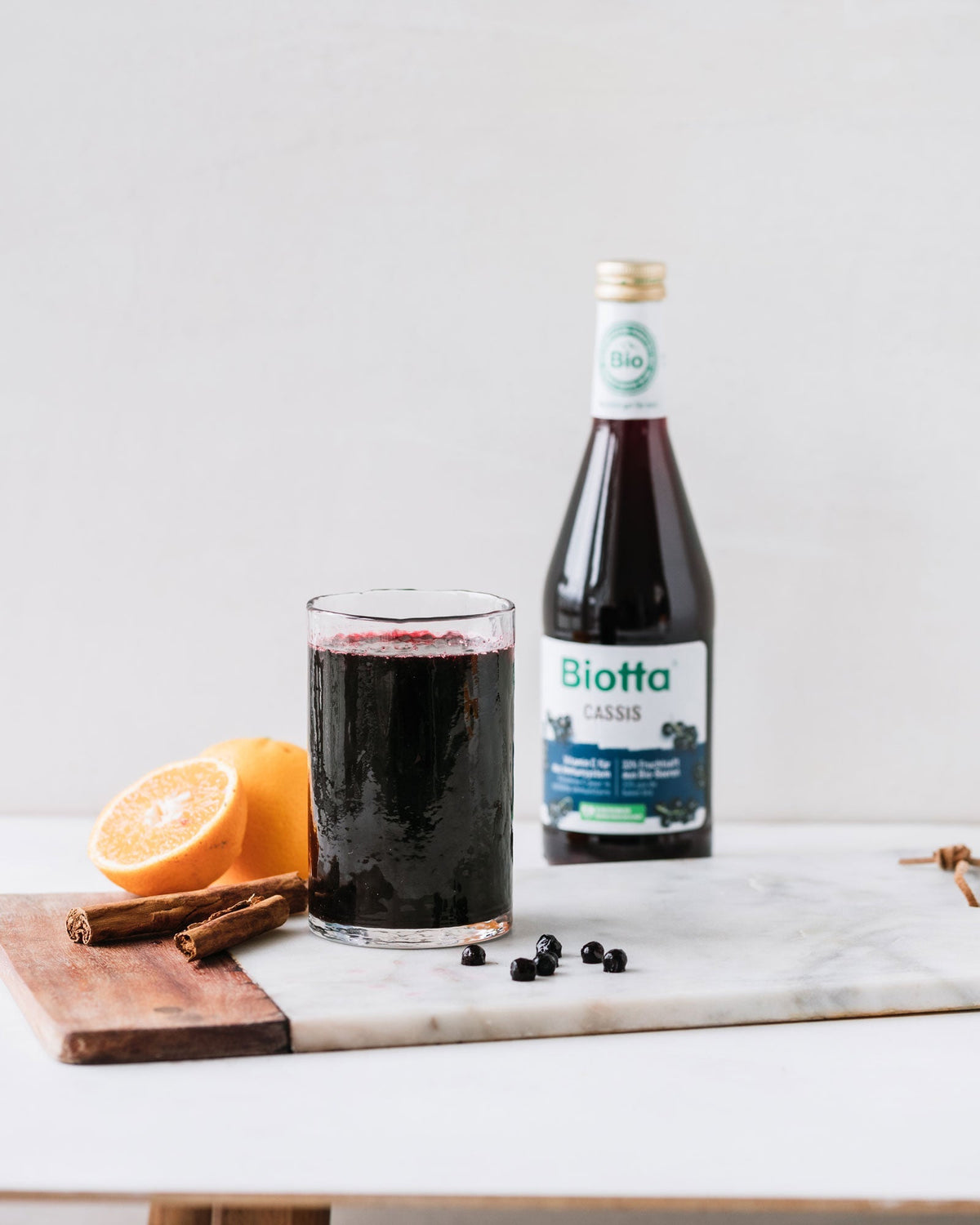 Orientalischer Cassis-Punsch