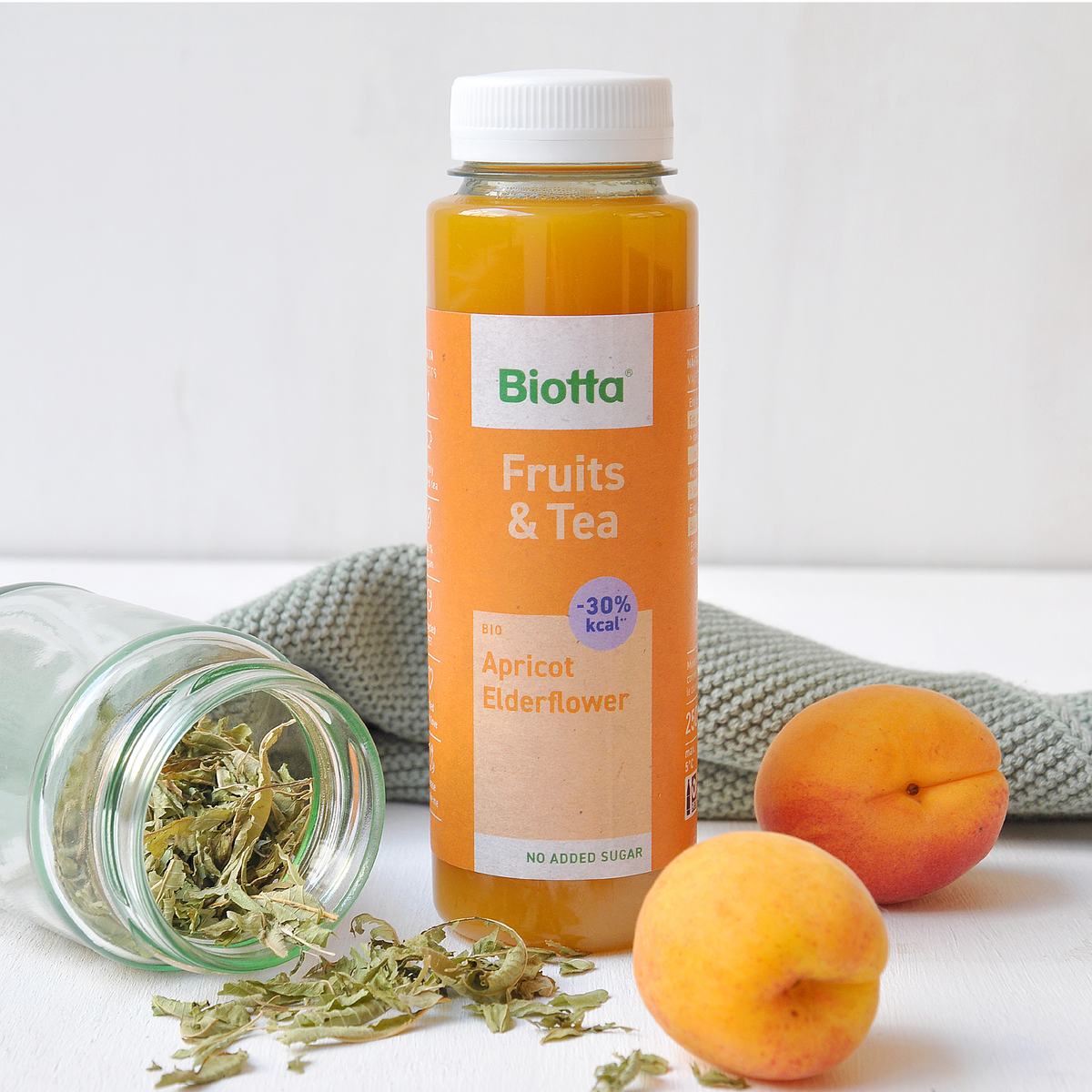 Biotta Fruits & Tea Aprikose Holunderblüte – Bio-Smoothie – Bild 2 von 2