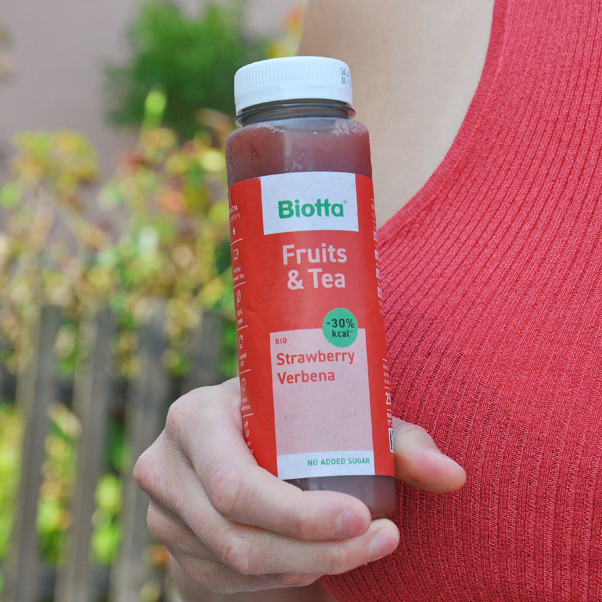 Biotta Fruits & Tea Erdbeere Verveine – Bio-Smoothie – Bild 2 von 2