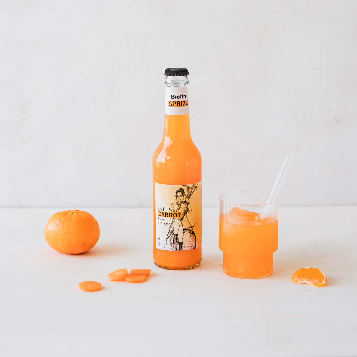Biotta SPRIZZ Karotte-Mandarine Bio – Limonade – Bild 2 von 2