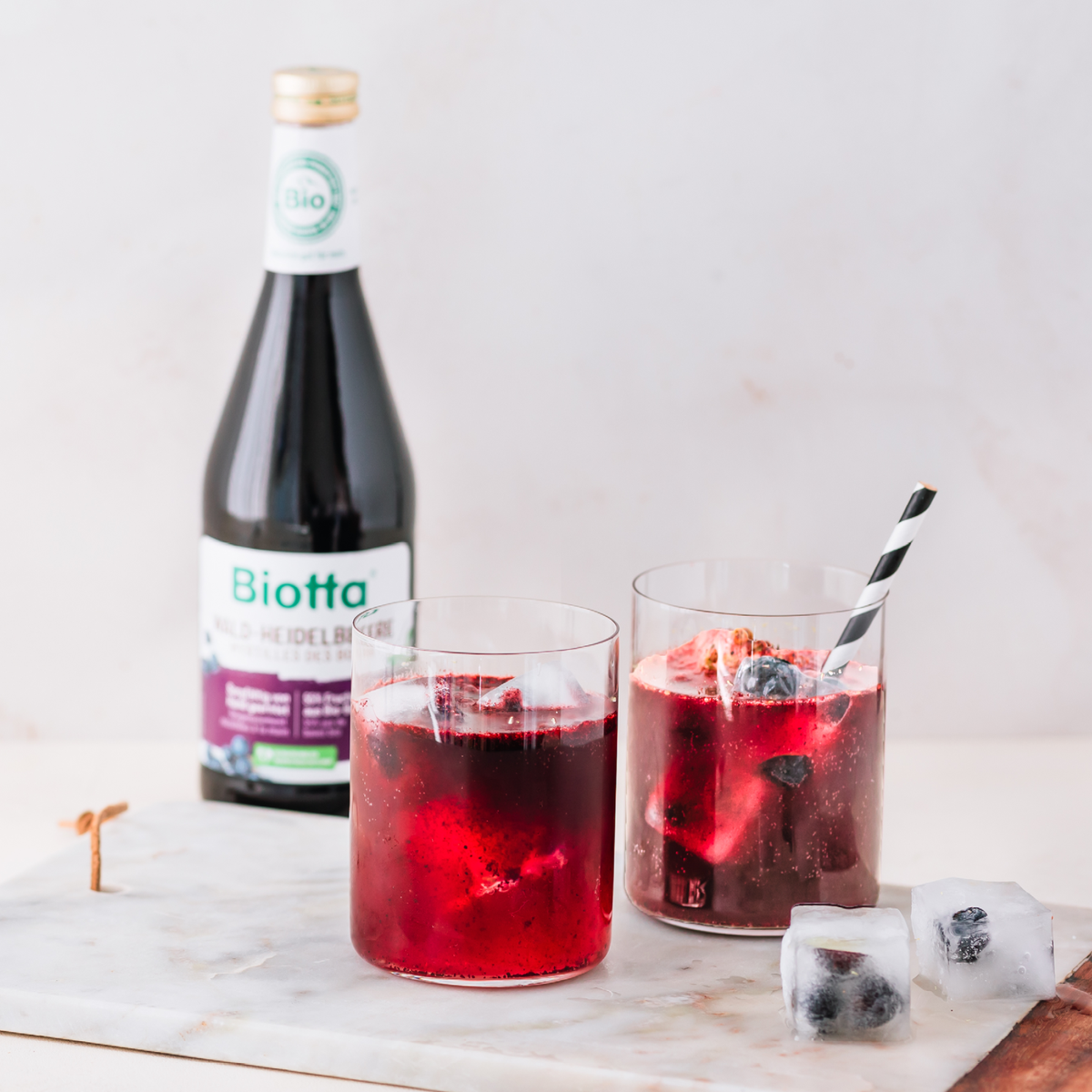 Biotta Waldheidelbeer – Bio-Saft – Bild 2 von 2